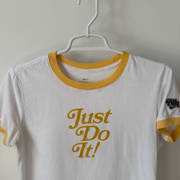 Nike just do it raglan short sleeve ringer t-shirt in white and yellow - Picture 6 of 15